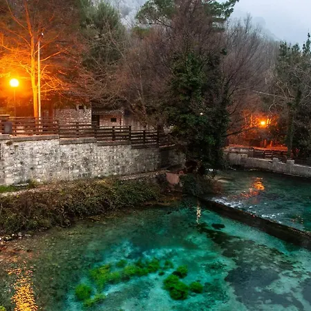 Dom wakacyjny Casa Sul Lago - Modern Lake View Retreat, Parco Della Majella *